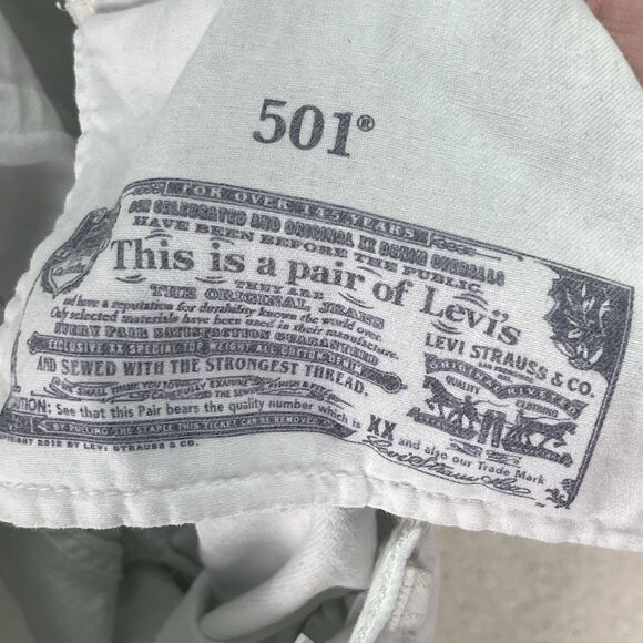 Levi's‎ 501 Jeans Men's Size 35 x 30 White Denim Button Fly Straight Leg - Picture 9 of 9